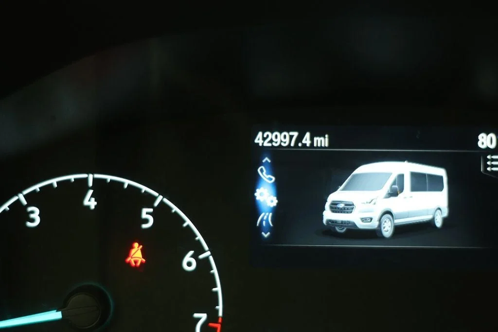 Used 2023 Oxford White Ford T-350 148