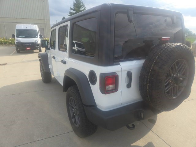 New 2026 Bright White Clearcoat Jeep Sport image 19