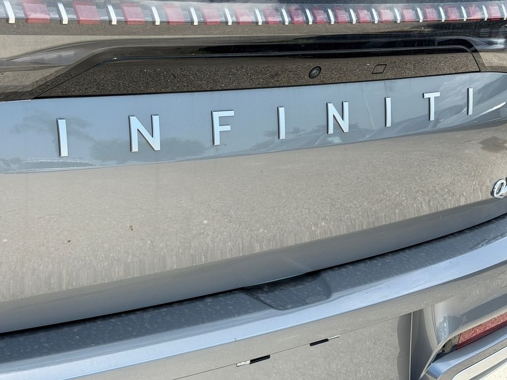 New 2027 DYNAMIC METAL INFINITI Luxe 4WD image 10