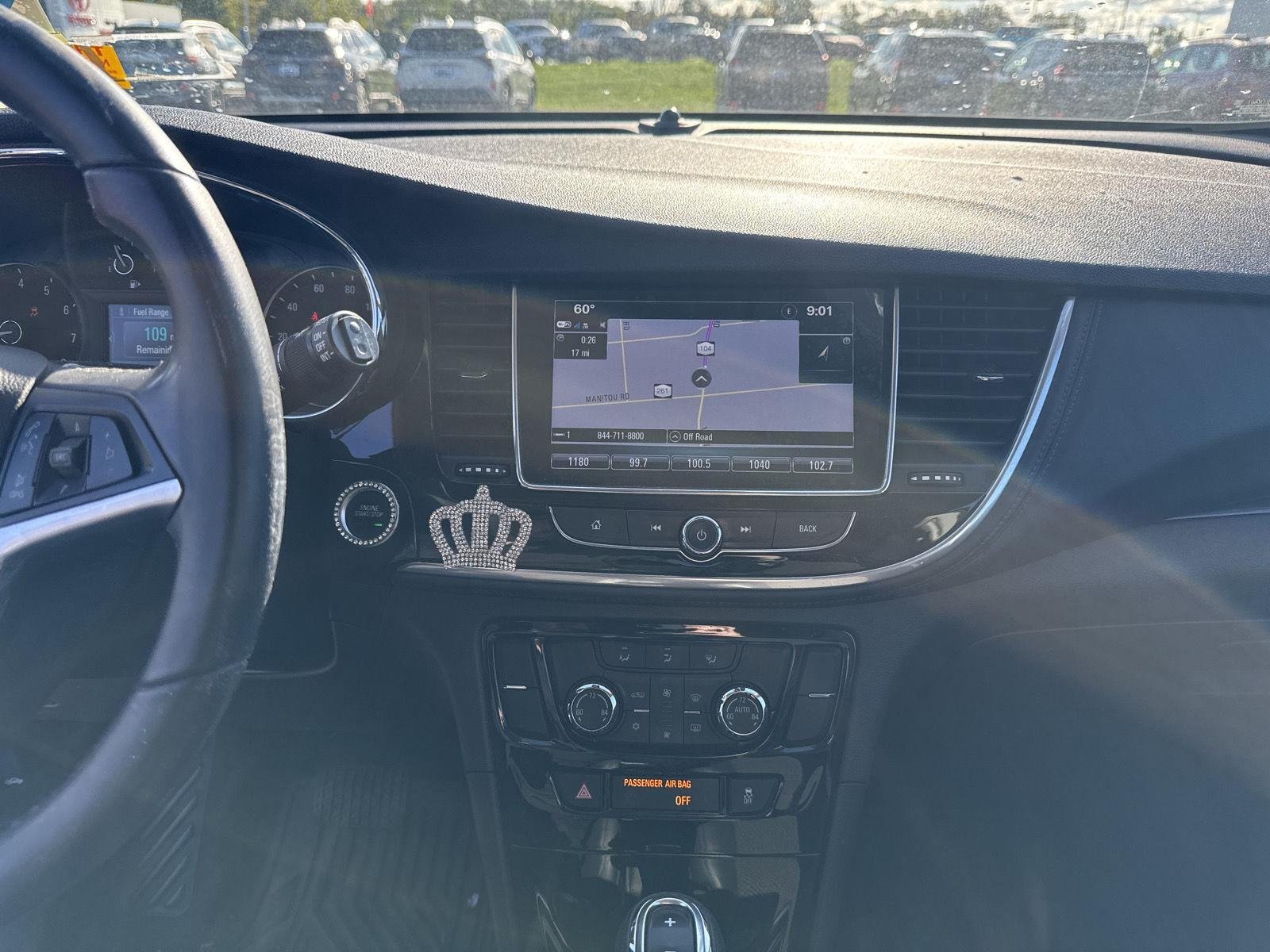 Used 2019 White Frost Tricoat Buick Sport Touring image 12