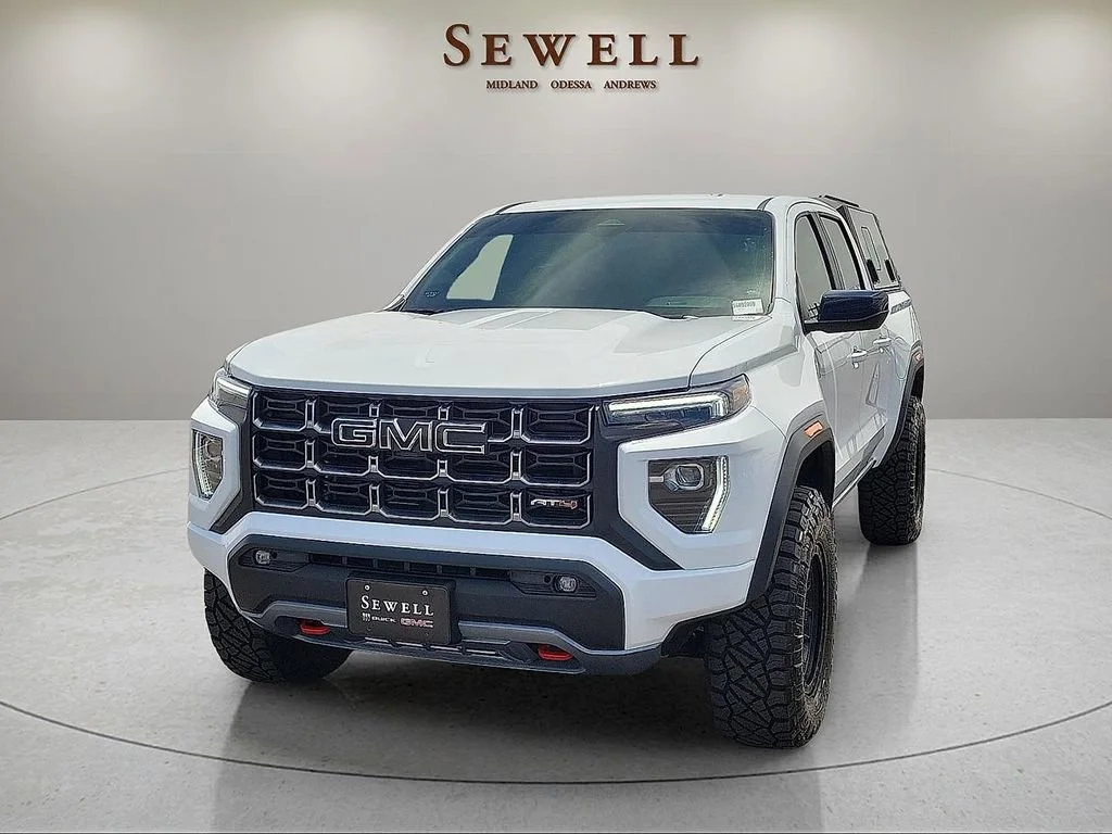 2026 GMC Canyon 4WD AT4 Crew Cab Short Box's photo