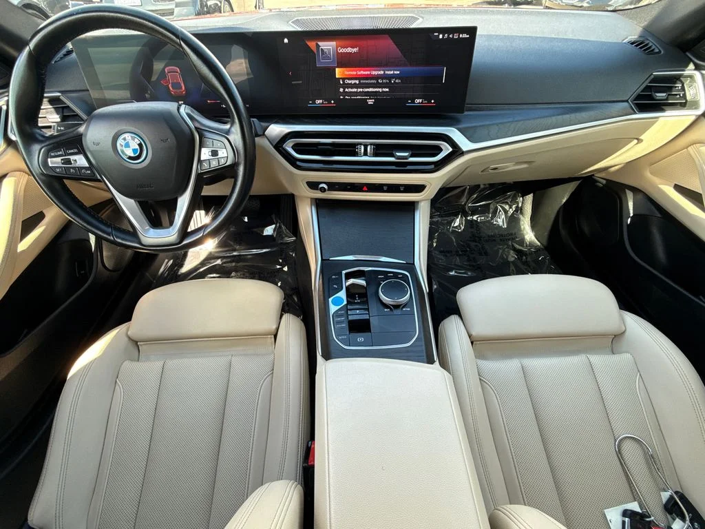 Used 2023 Orange BMW eDrive35 image 19