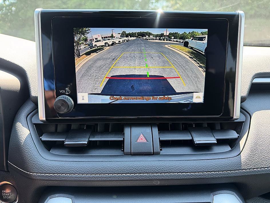 Used 2025 Ice Toyota XLE image 16