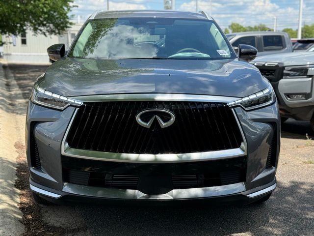 New 2027 Gray INFINITI LUXE image 2