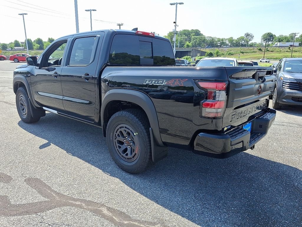 2026 Nissan Frontier — photo 3