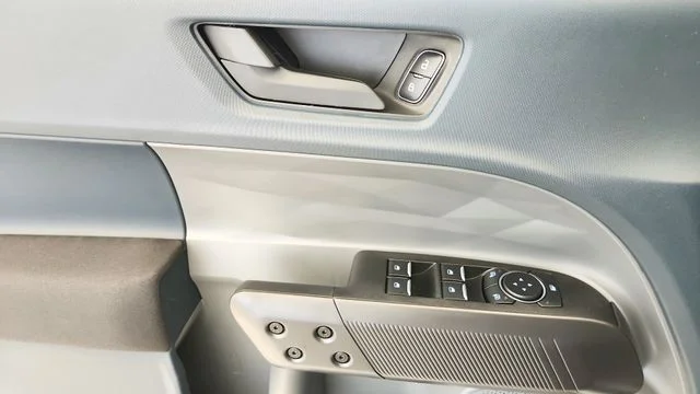 New 2026 Oxford White Ford XL image 41