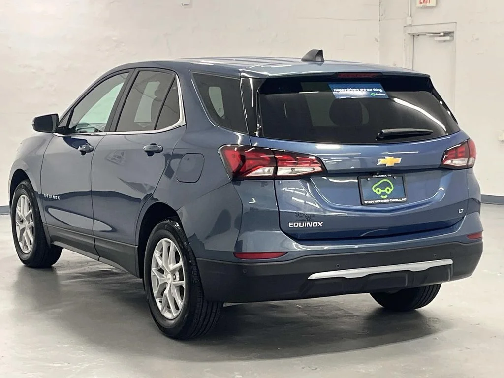 Used 2024 Lakeshore Blue Metallic Chevrolet LT image 6