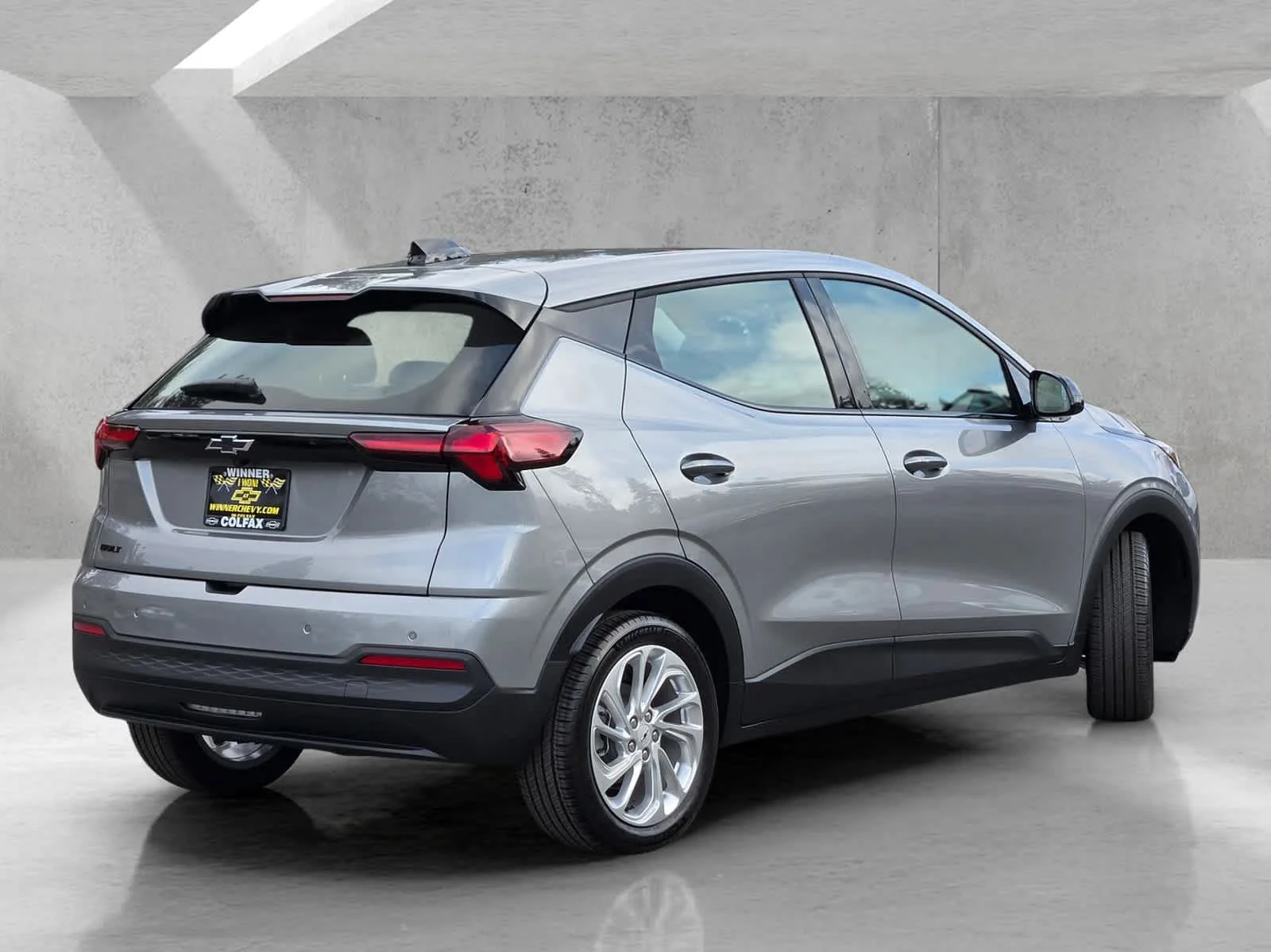 New 2027 Sterling Grey Metallic Chevrolet LT image 4