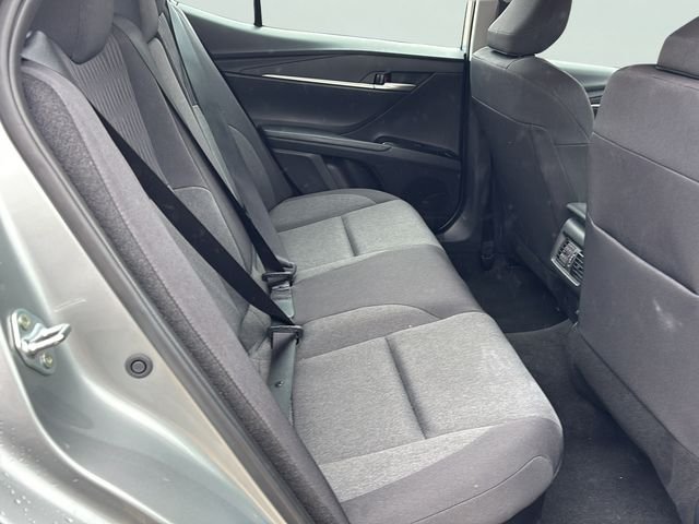 2025 Toyota Camry LE - Photo 13