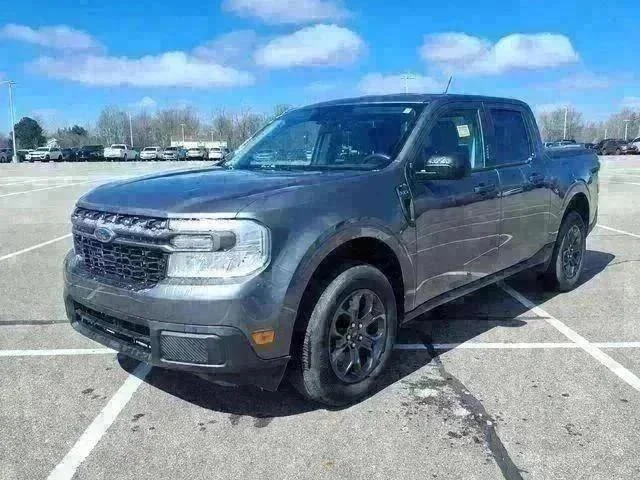 Used 2023 Gray Ford XLT image 1