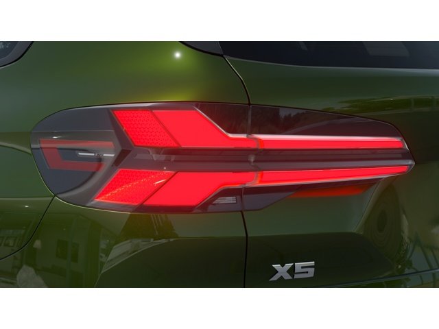 New 2026 Anglesey Green Metallic BMW  image 8