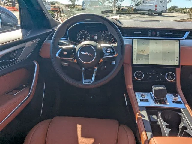 2026 Jaguar F-Pace R-Dynamic S - Photo 13