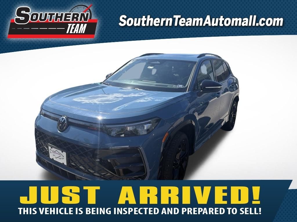 Used 2025 Monterey Blue Pearl Volkswagen 2.0T SE R-Line Black image 1