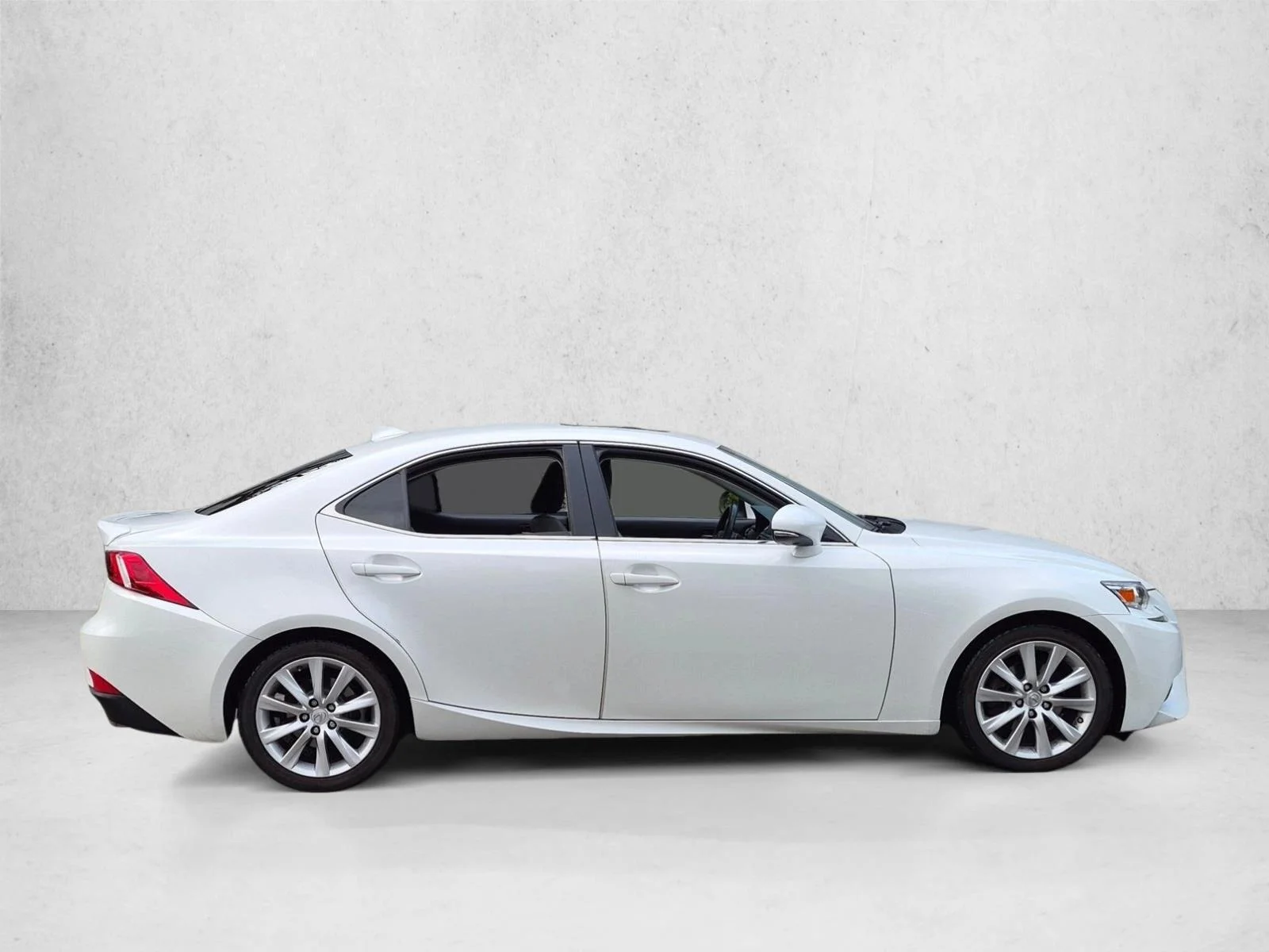 Used 2015 Starfire Pearl Lexus  image 4