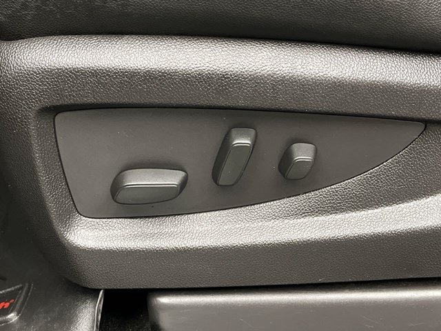 Used 2017 Stone Blue Metallic GMC SLT image 12