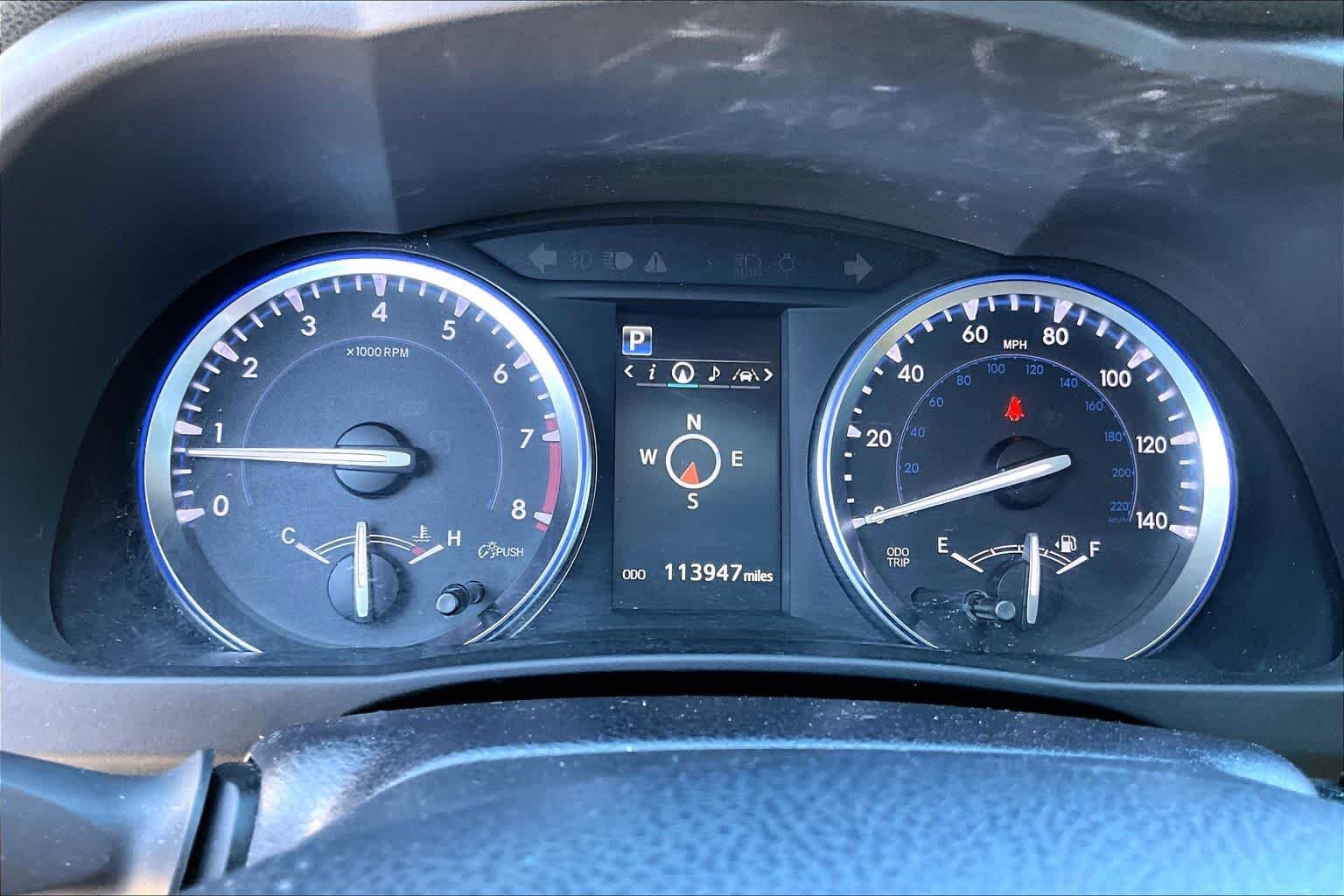 Used 2018 Predawn Gray Mica Toyota XLE image 26