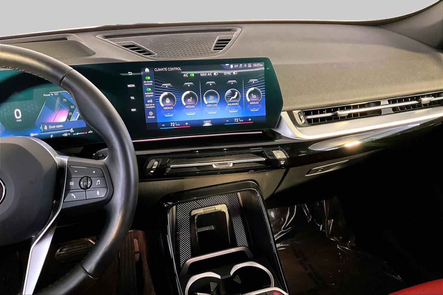 Used 2023 Cape York Green Metallic BMW xDrive28i image 7