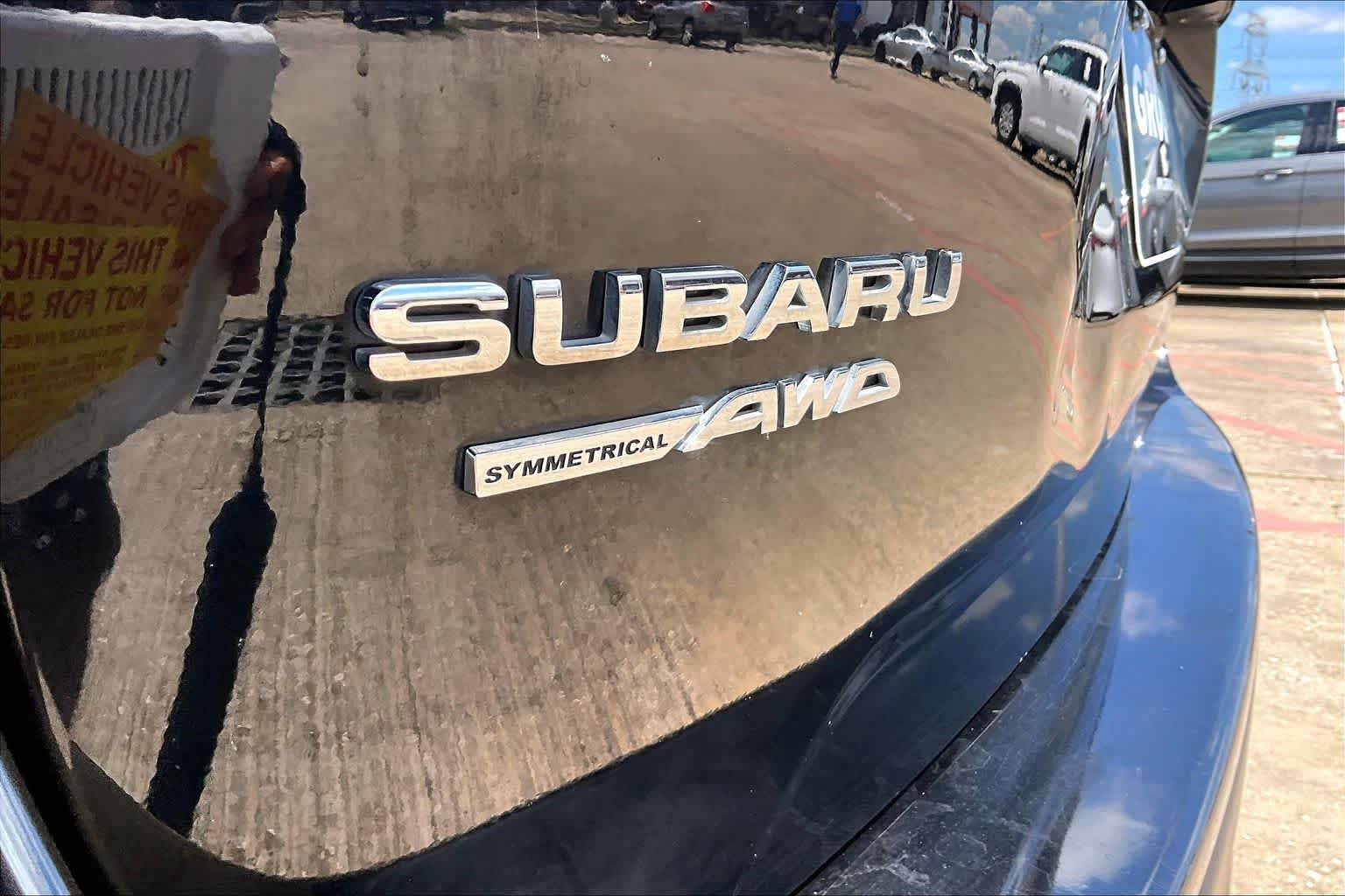 Used 2023 Crystal Black Silica Subaru Limited image 31