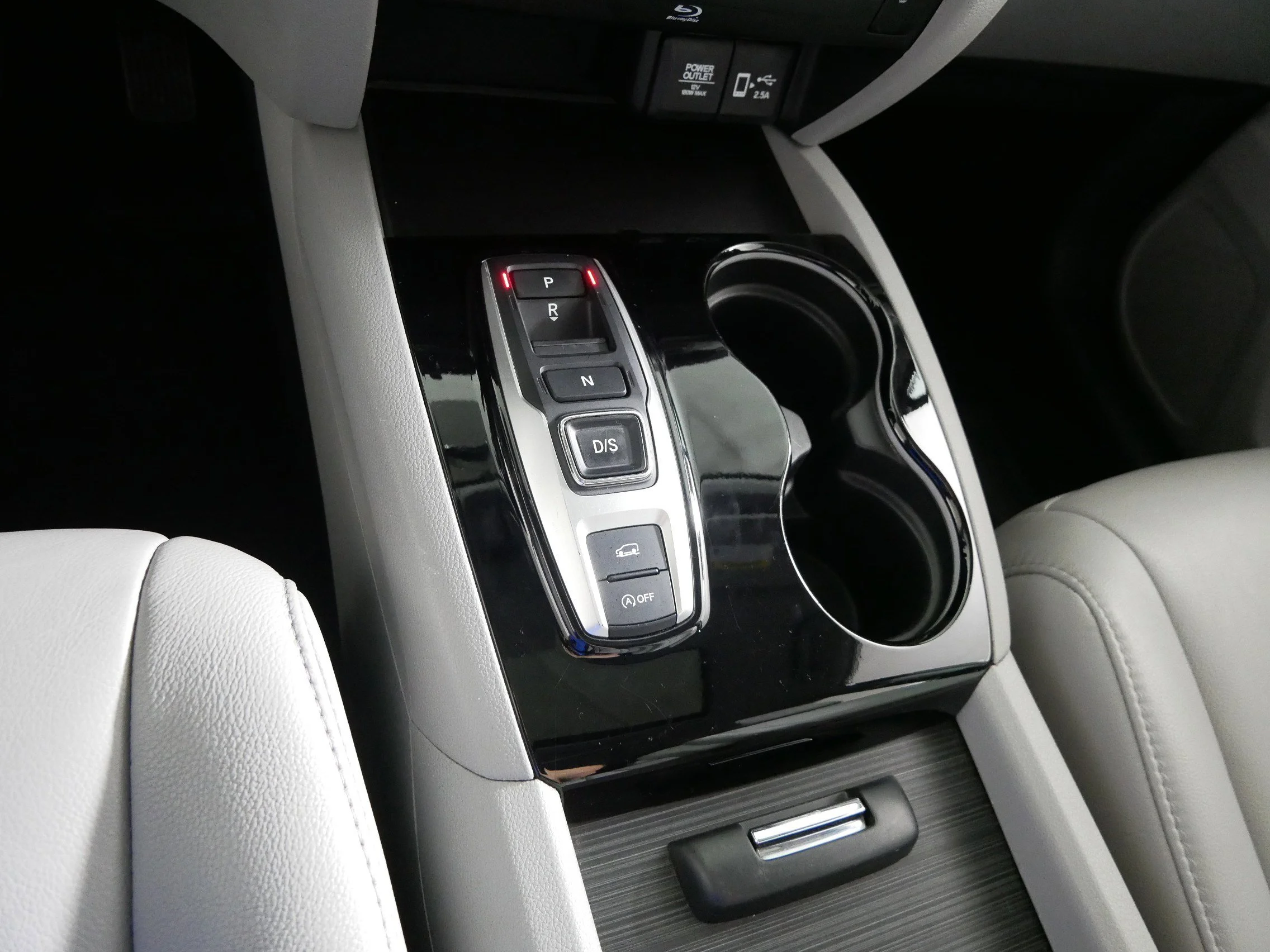 2022 Honda Pilot Touring - Photo 24