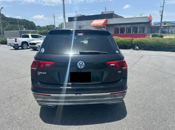 Used 2018 Black Volkswagen 2.0T SE image 5