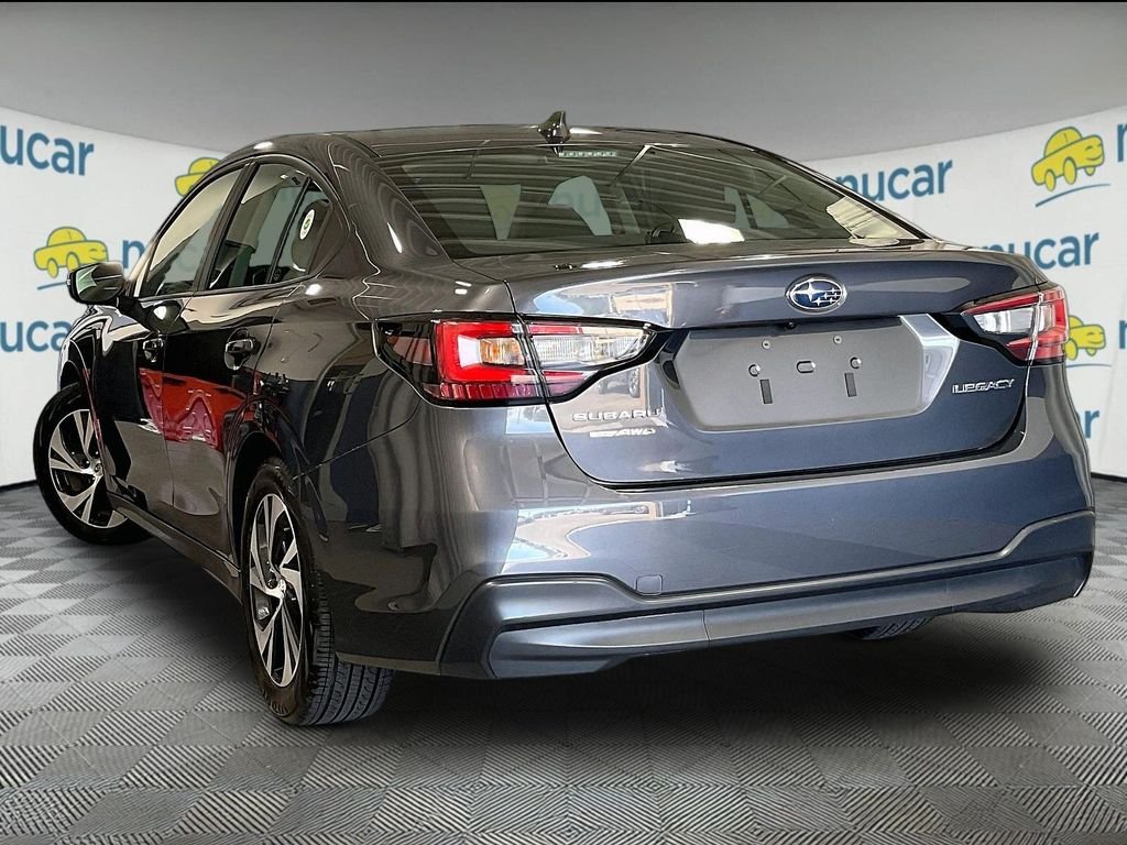 Used 2025 Magnetite Gray Metallic Subaru Premium image 4