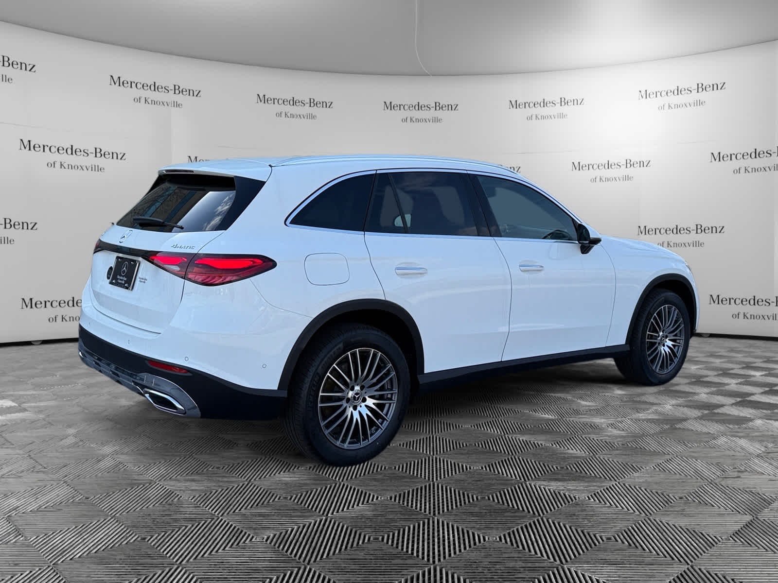 Used 2026 Polar White Mercedes-Benz GLC 300 image 5
