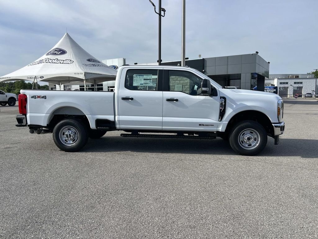 New 2026 Oxford White Ford F-250® XL image 3