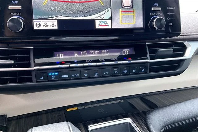 Used 2023 Silver Toyota Platinum image 25