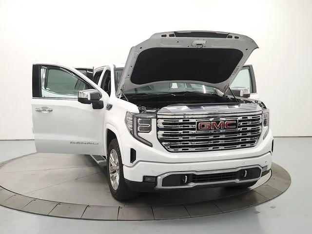 Used 2023 Summit White GMC Denali image 11