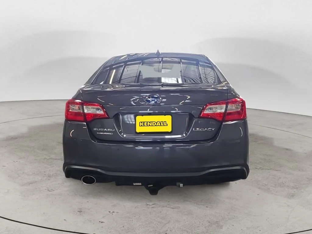 Used 2019 Gray Subaru 2.5i image 6