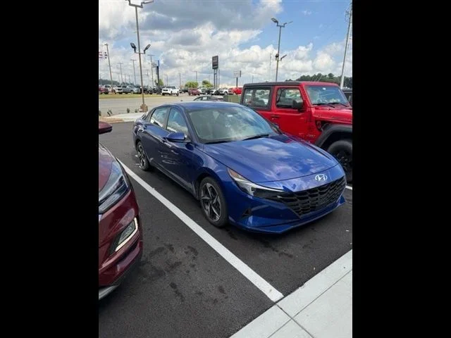 Used 2023 Blue Hyundai SEL image 11