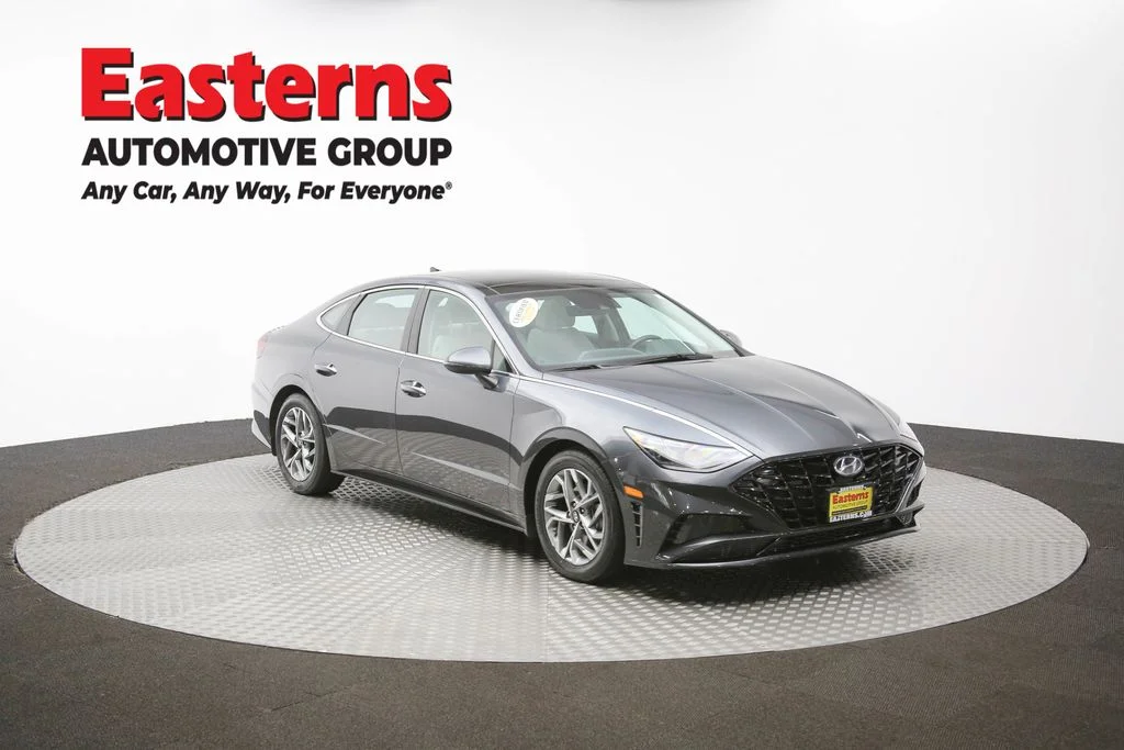 Used 2023 Gray Hyundai SEL image 53