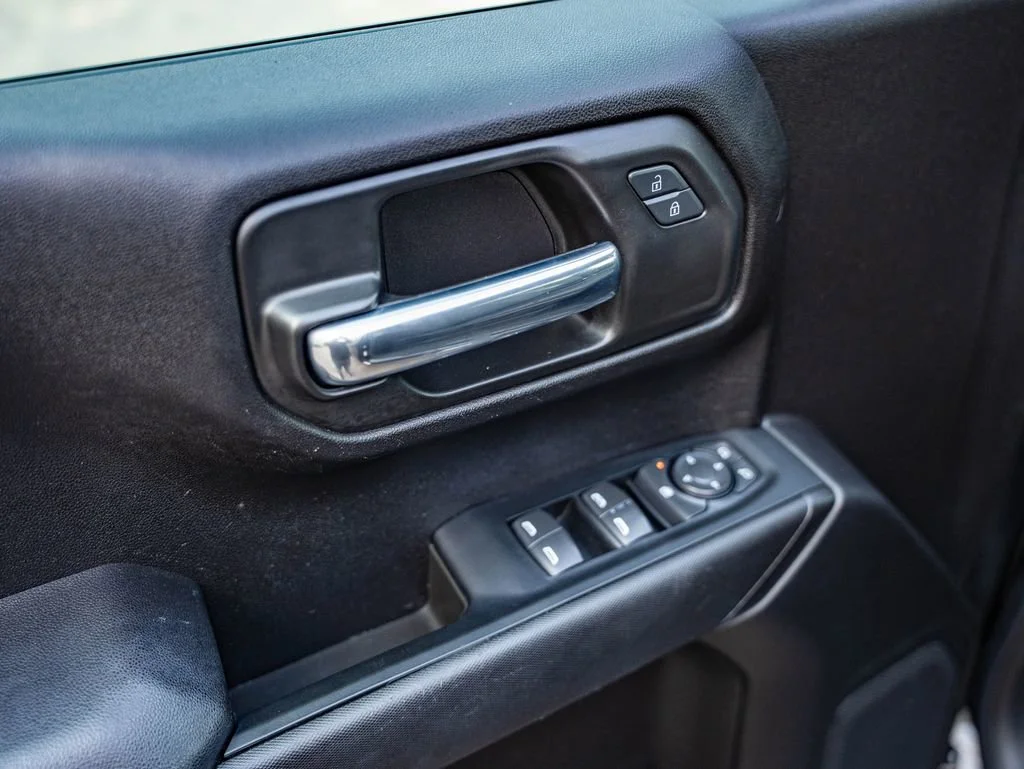 Used 2024 Black Chevrolet Custom image 16