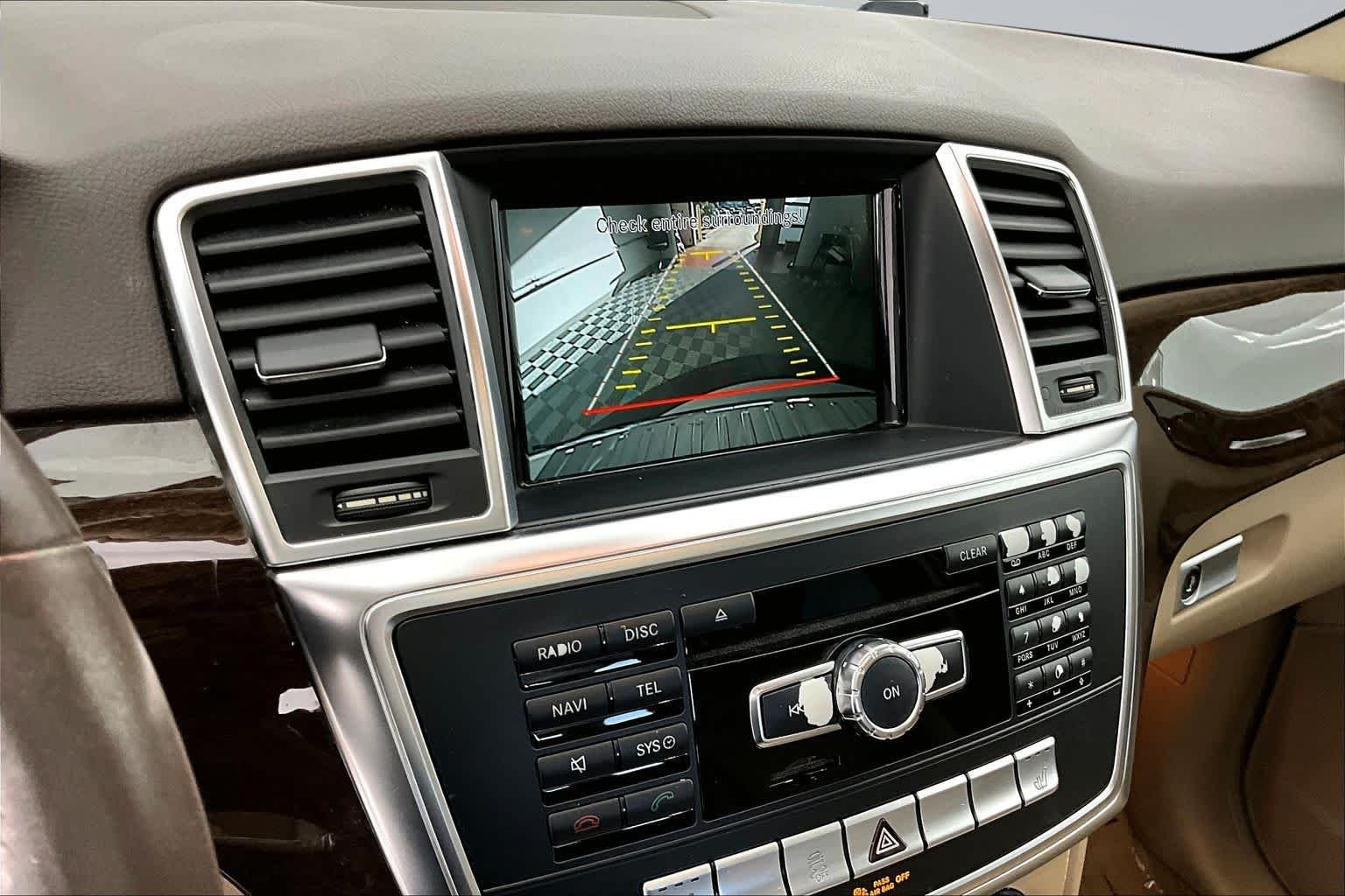 Used 2015 Polar White Mercedes-Benz ML 350 image 21
