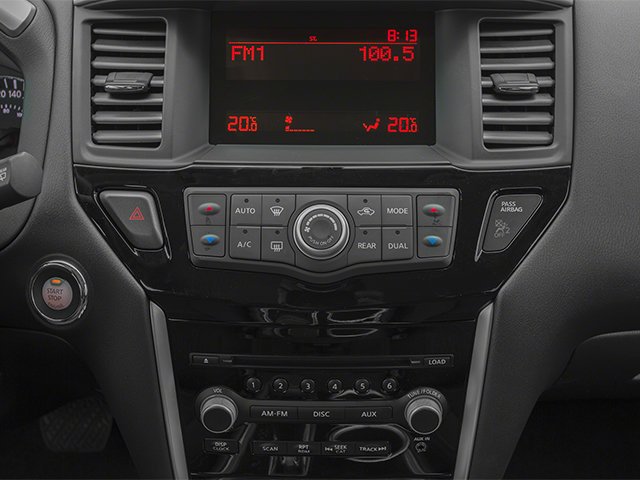 Used 2013 Moonlight White Nissan SV image 12