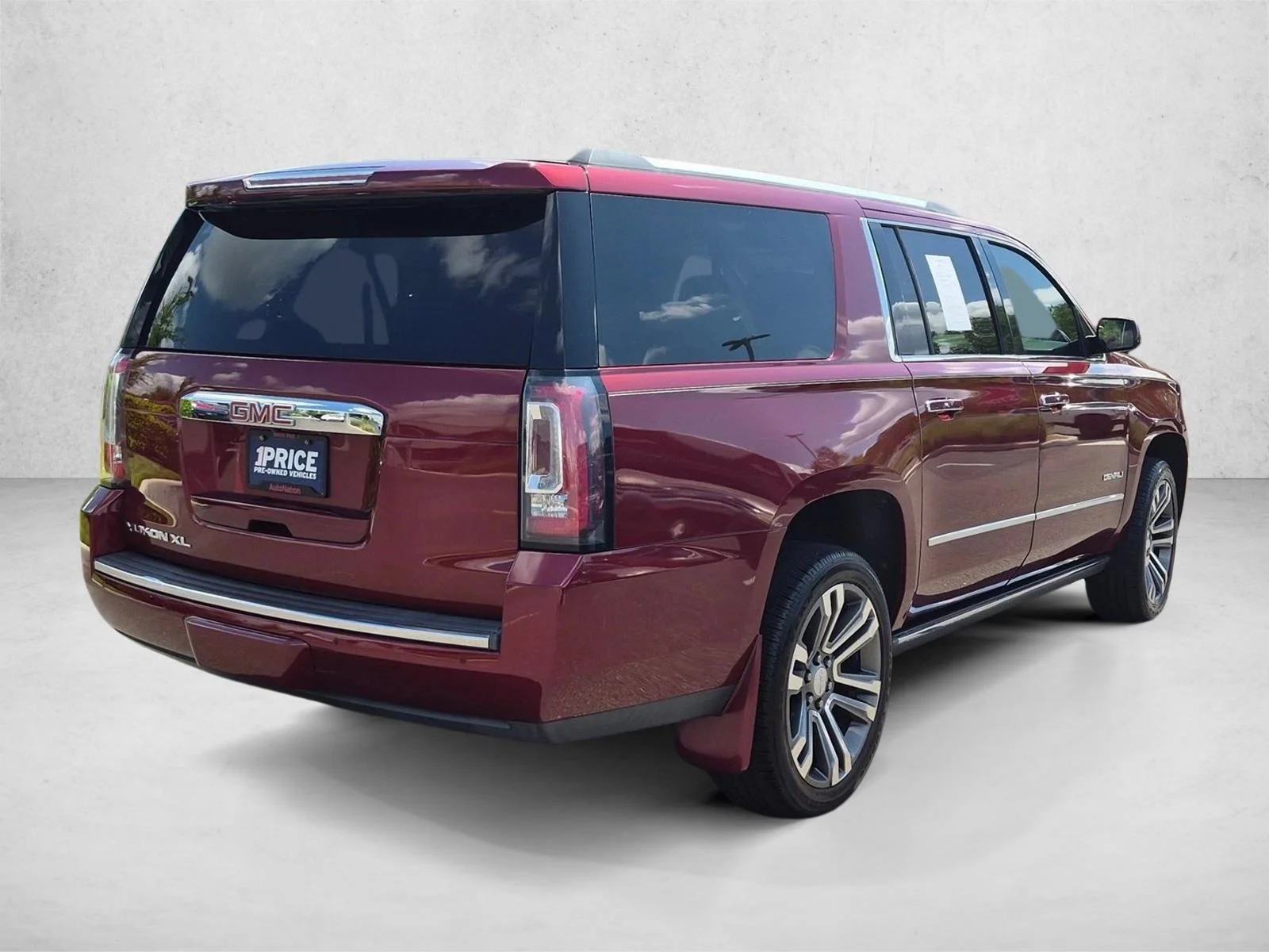 Used 2019 Crimson Red Tintcoat GMC Denali image 5