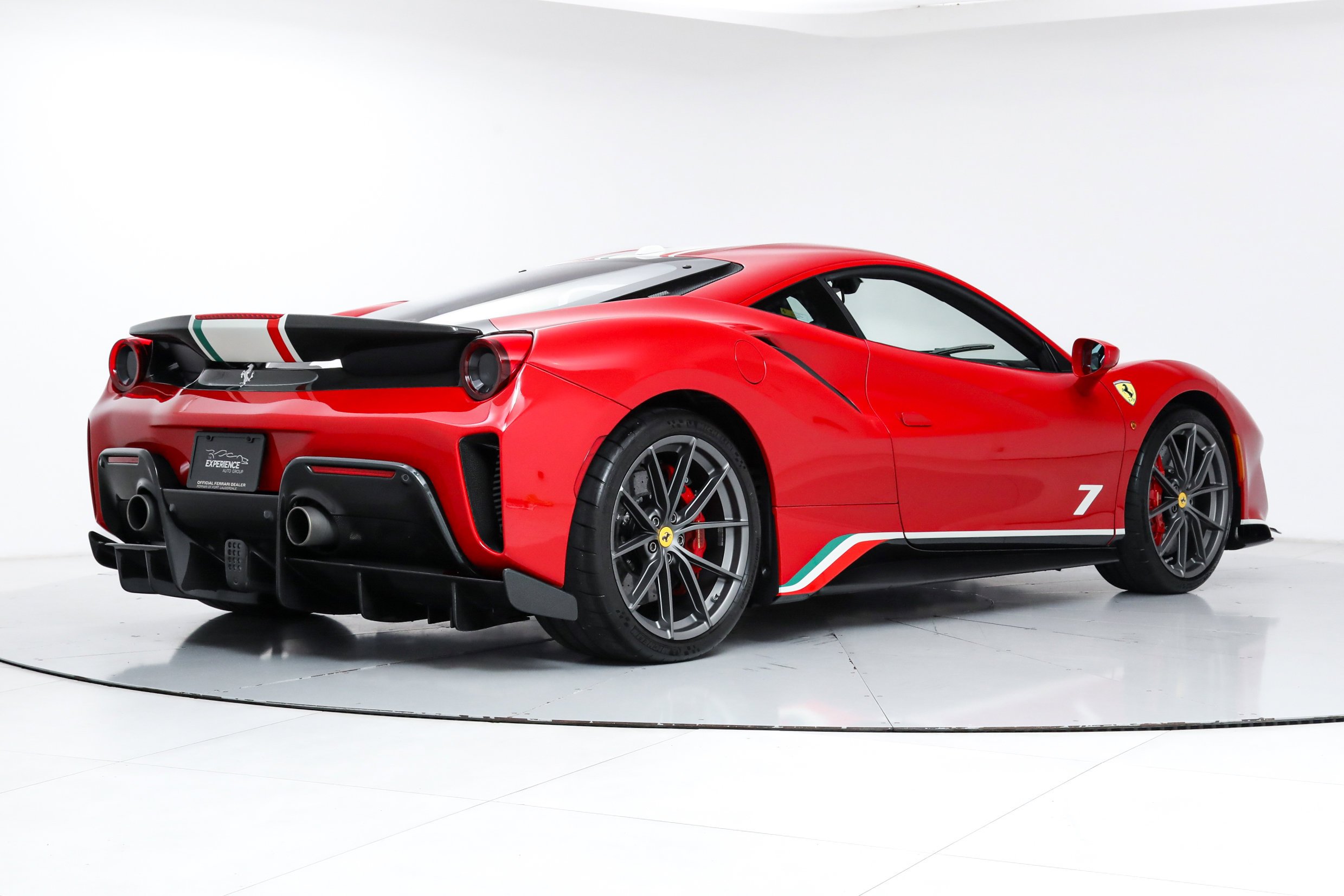2020 Ferrari 488 Pista photo 2