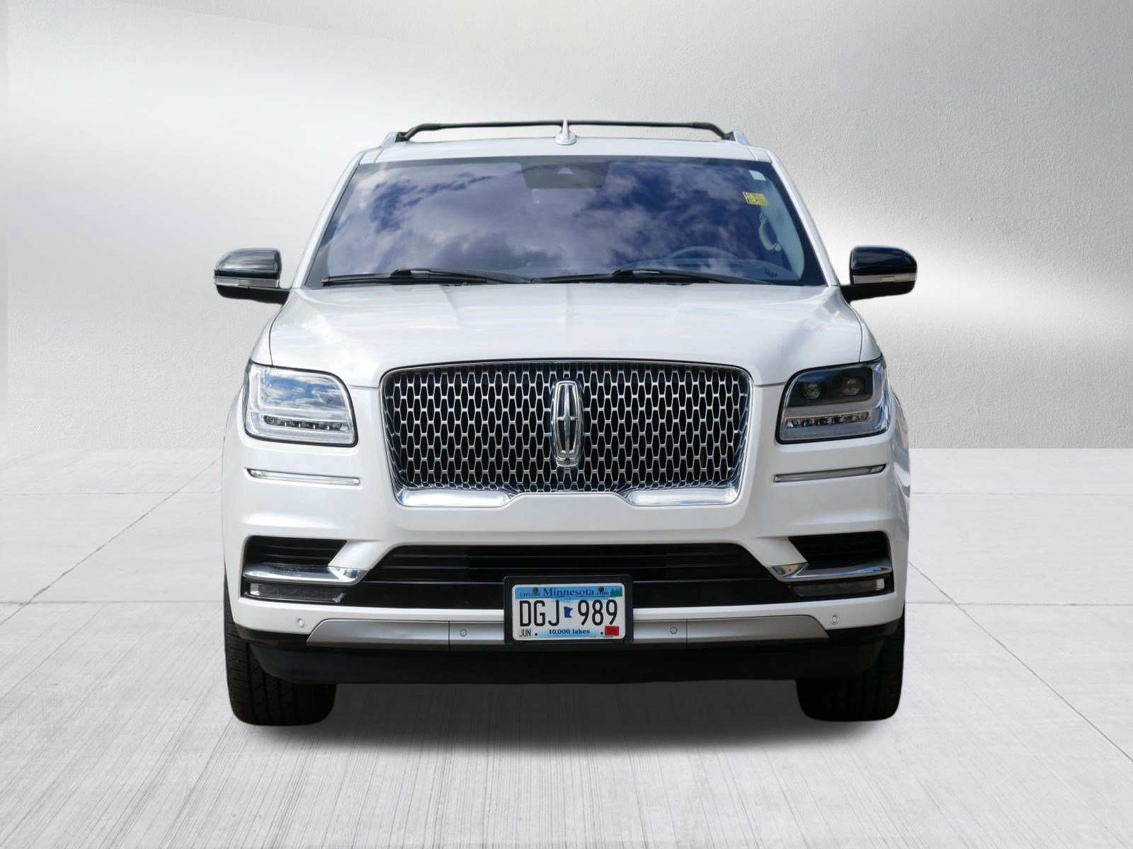 Used 2019 Lincoln Navigator Reserve with VIN 5LMJJ3LT0KEL15419 for sale in Inver Grove, Minnesota