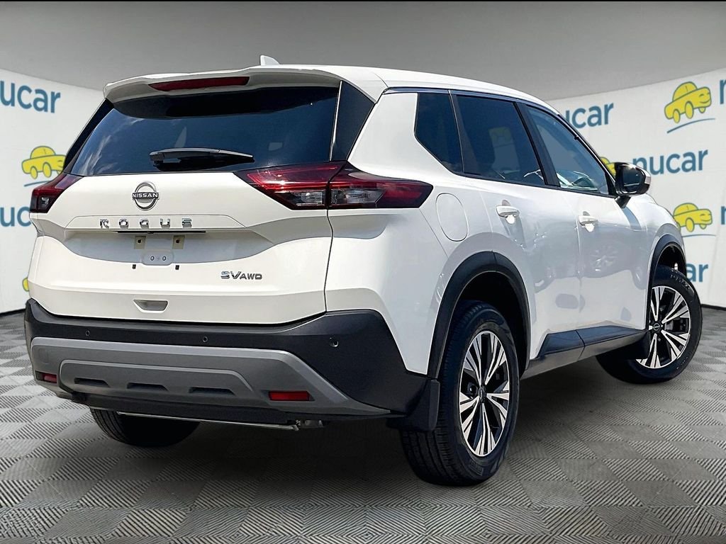 Used 2023 White Nissan SV image 6