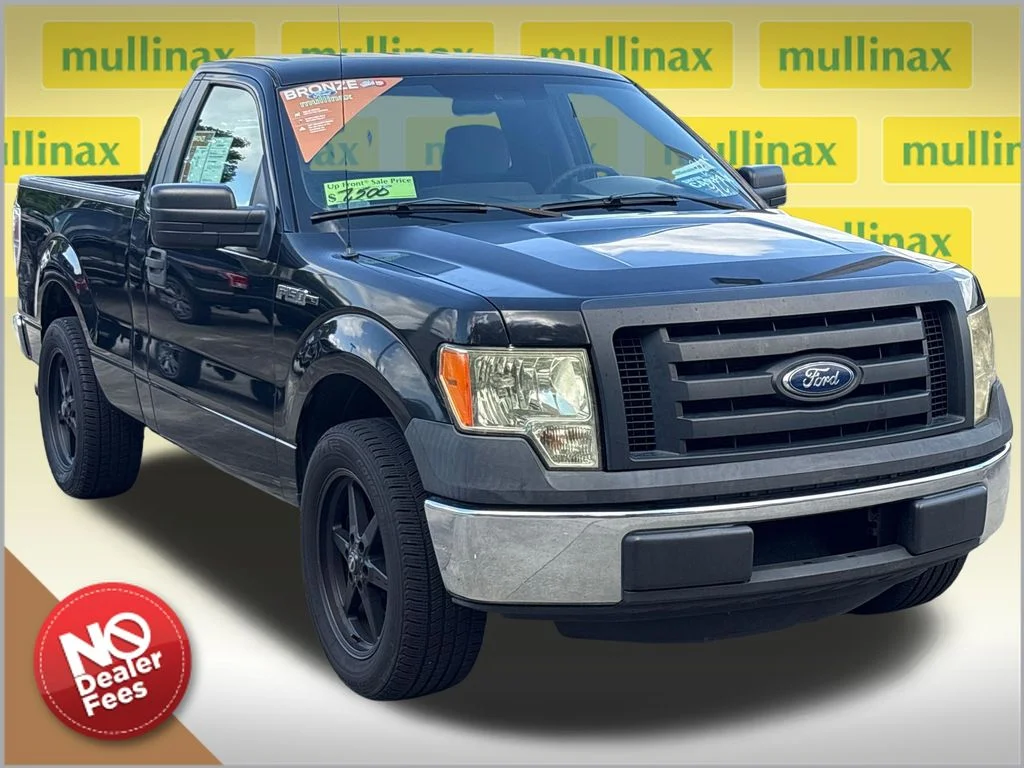 2011 Ford F-150 XL Regular Cab 126-in's photo