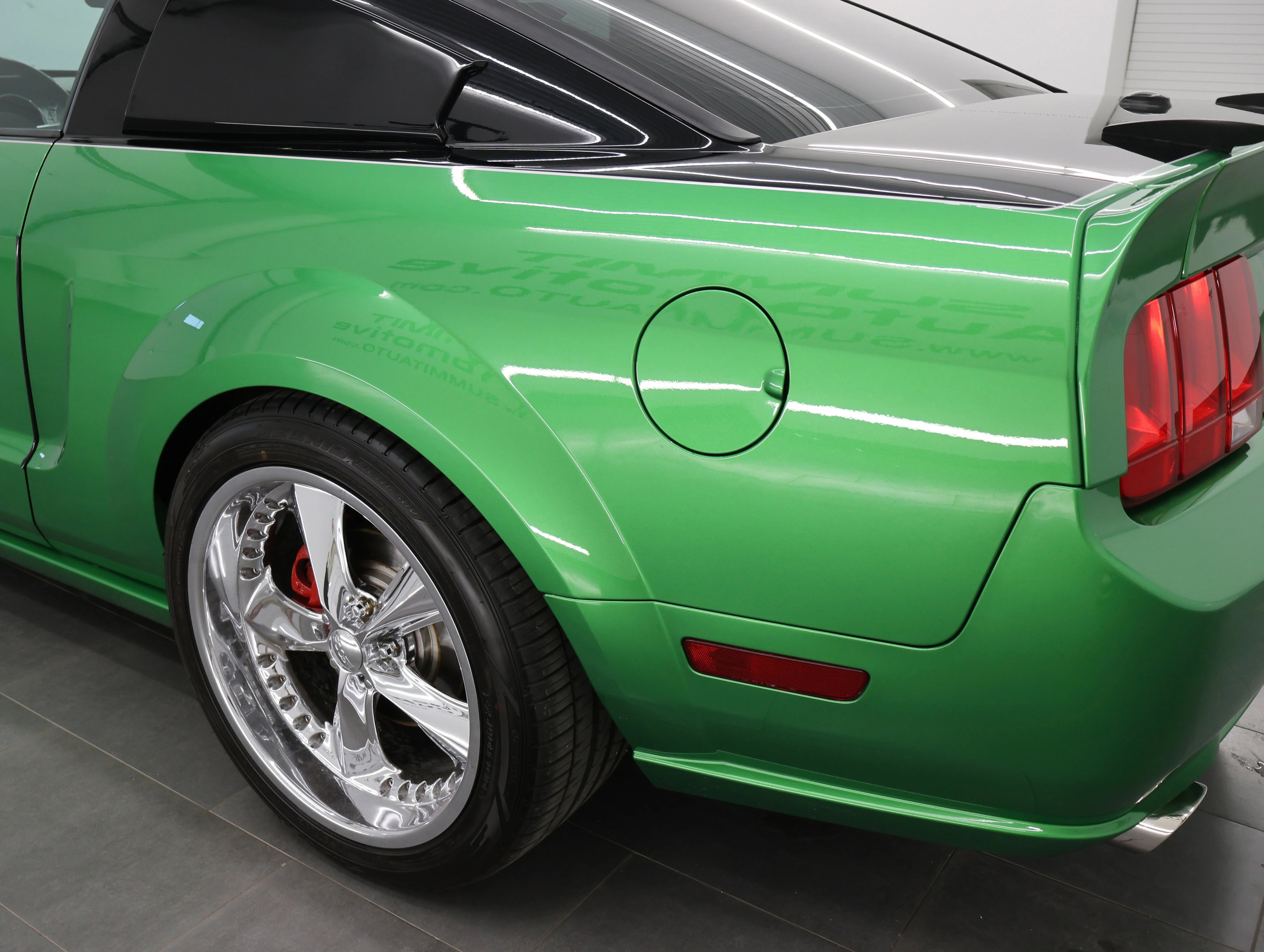 Used 2007 Green Ford GT Premium image 30