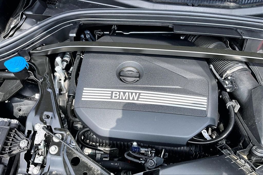 Used 2023 Black BMW xDrive28i image 31