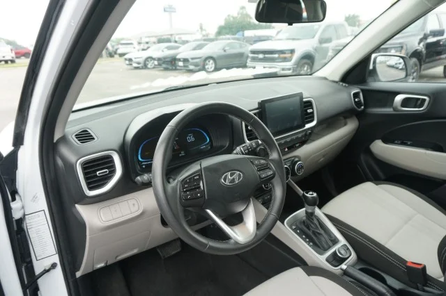 Used 2025 WHITE Hyundai SEL image 14