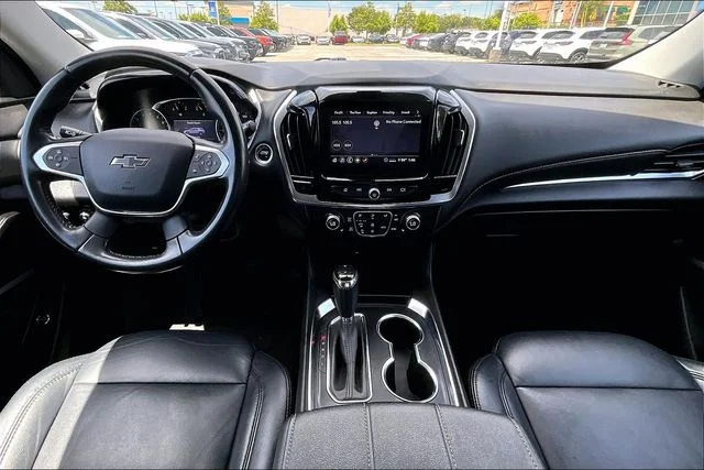 Used 2020 Silver Chevrolet LT image 7