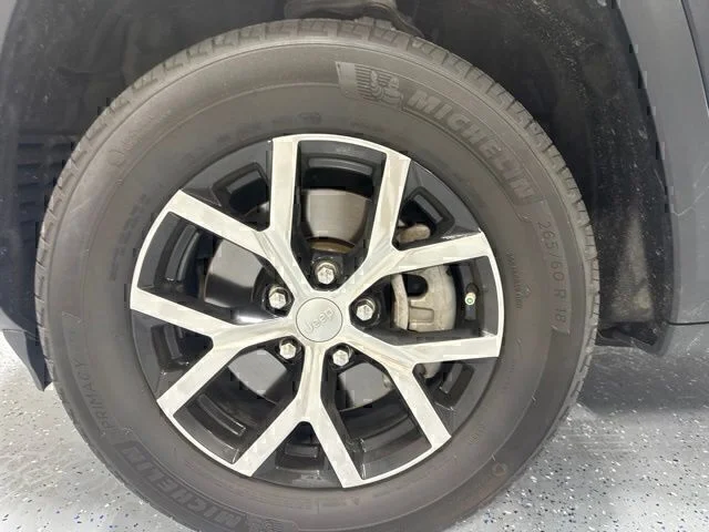 Used 2023 Black Jeep Limited image 11