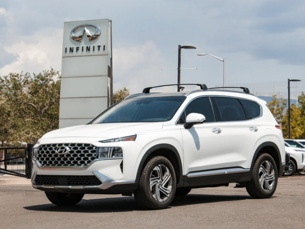 Used 2023 Serenity White Pearl Hyundai SEL image 1