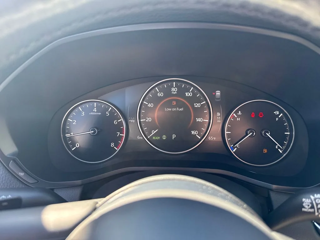 New 2026 Platinum Mazda 3.3 Turbo Preferred image 24