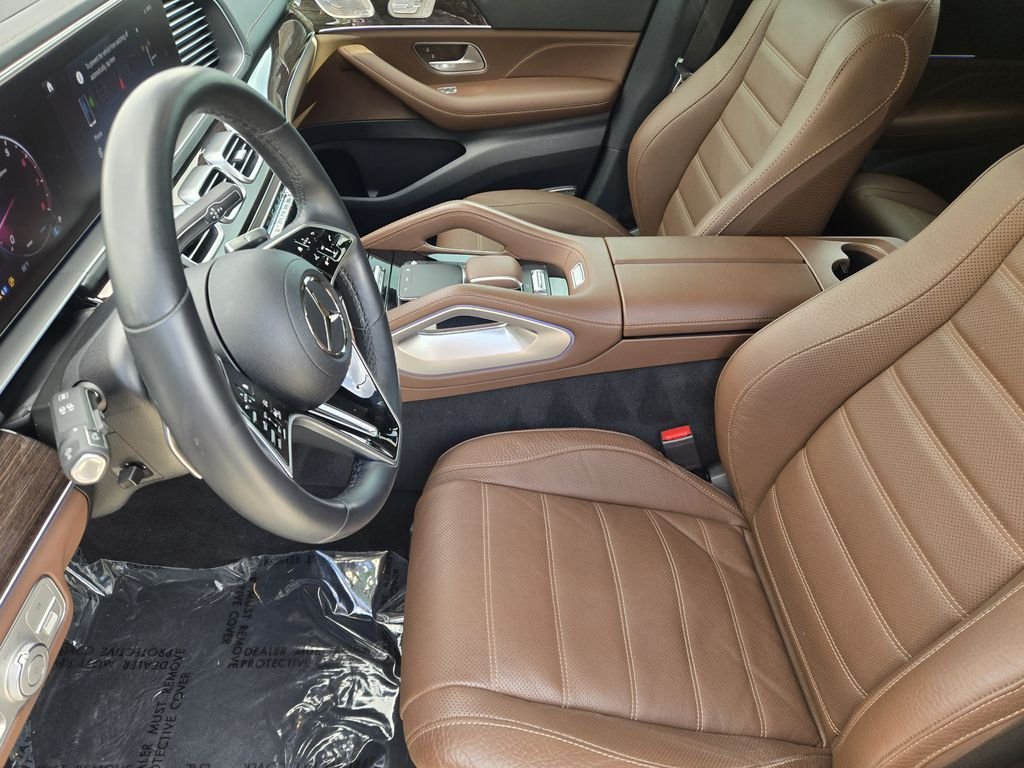Certified Used 2024  Mercedes-Benz GLS 450 image 3