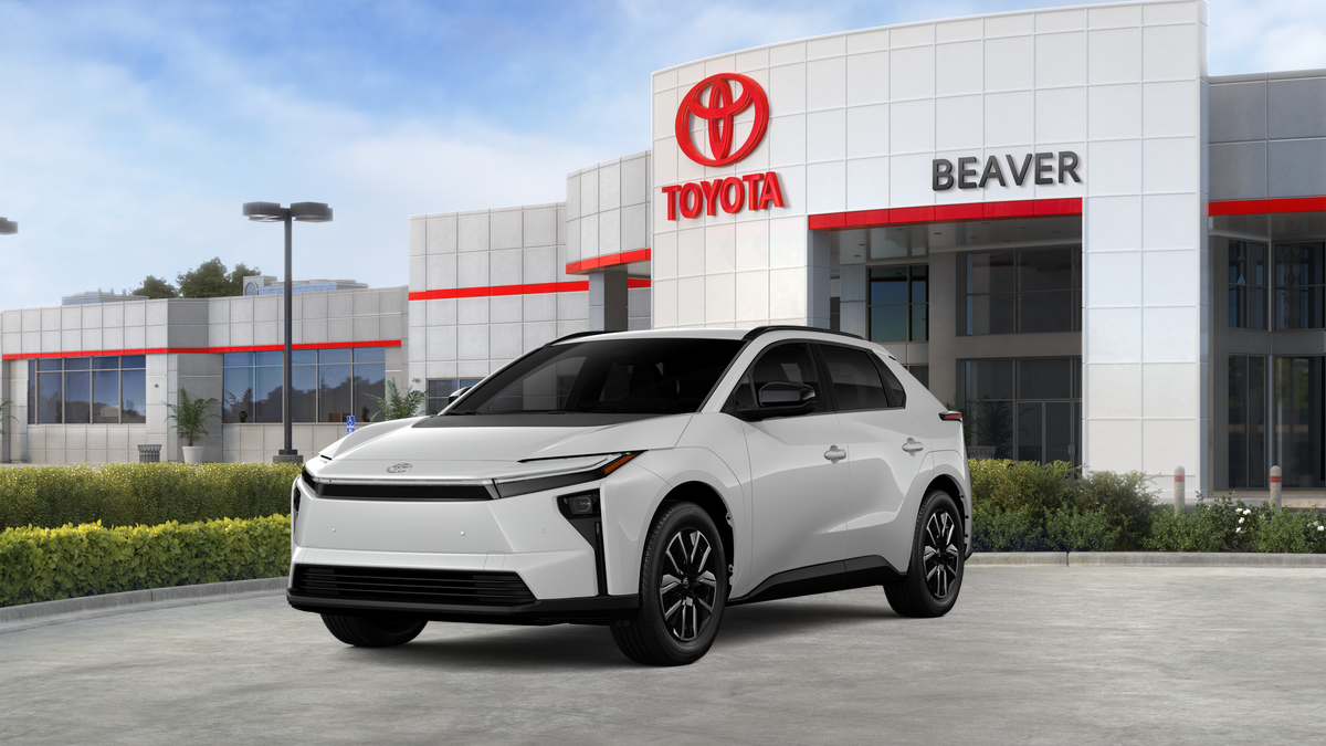 New 2026 Wind Chill Pearl Toyota XLE image 36