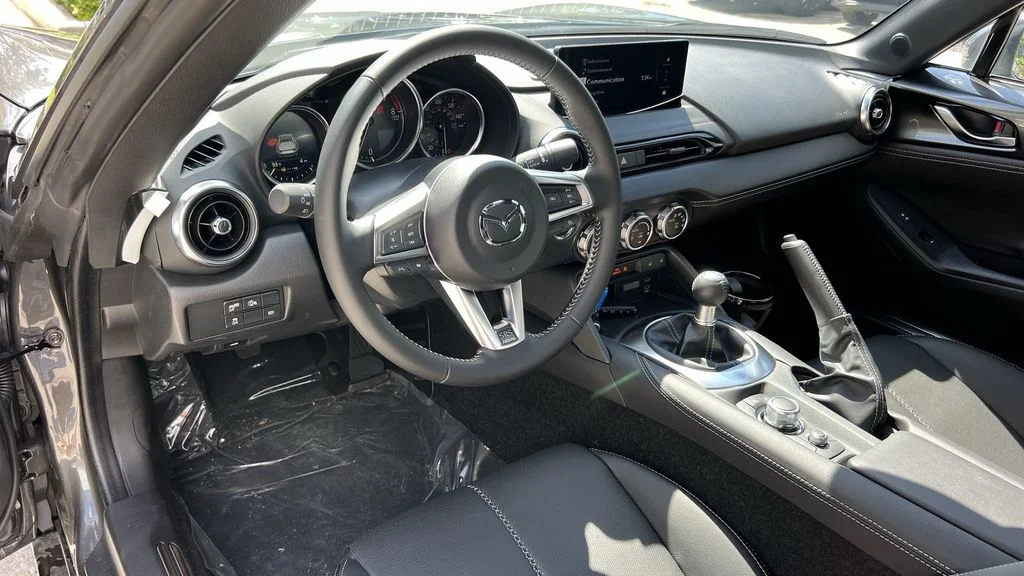 2025 Mazda MX-5 Miata RF Grand Touring - Photo 18